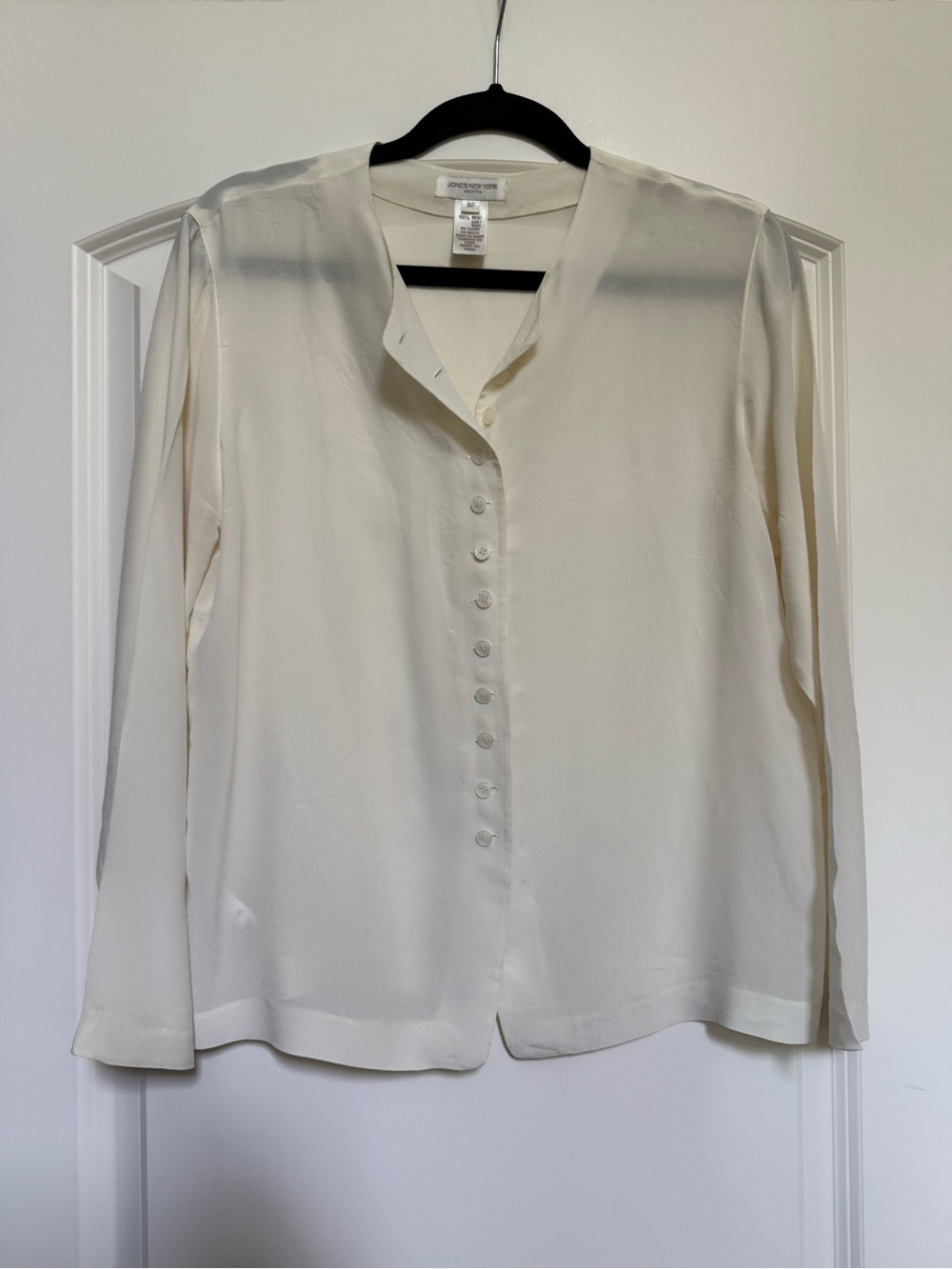 Jones New York 100% Silk Blouse Ecru Ivory Button Front Petite 8P